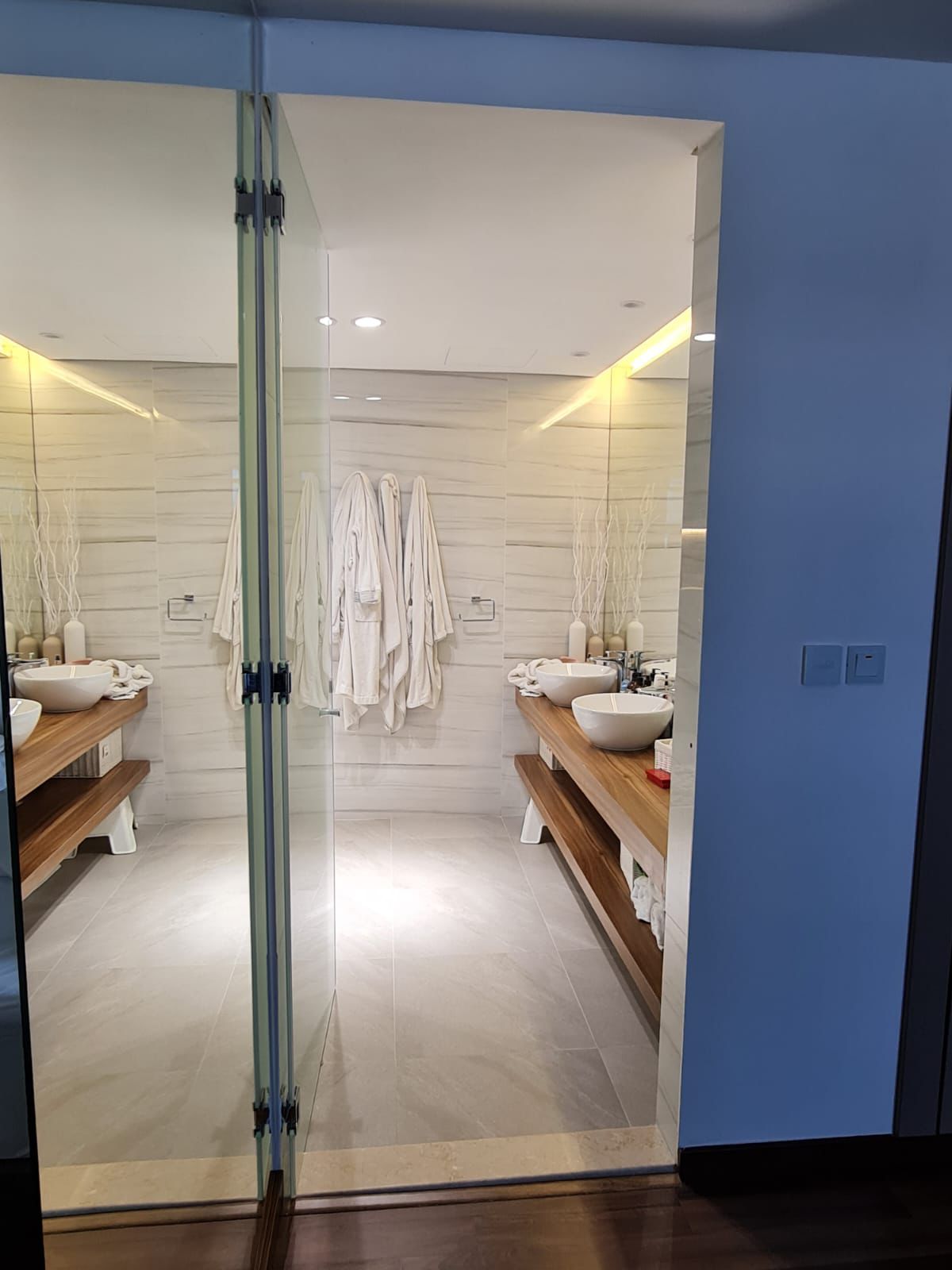 WhatsApp Image 2025-11-23 at 5.47.49 PM